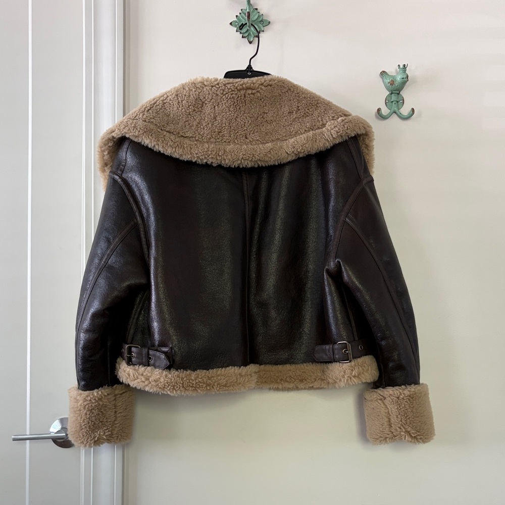 Zara Women’s Brown Double-Faced Faux Leather Shearling Fur Aviator Jacket - Picture 5 of 7